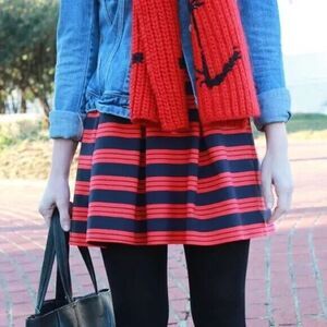 Gap Designed & Crafted Navy Blue Red Striped Short Full Skirt Size 8 NWOT